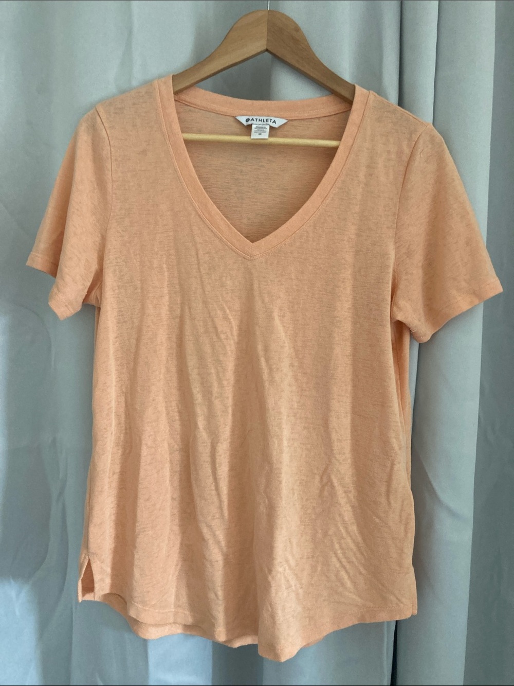 Athleta Peach V-Neck Short Sleeve Tee
